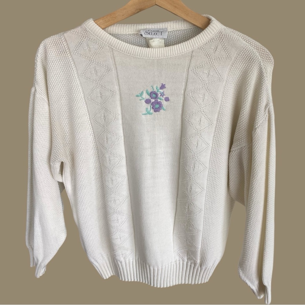 Vintage Eaton Select Floral Embroidered Grannnycore Knit Sweater